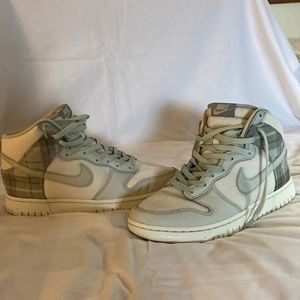 Nike plaid dunks high